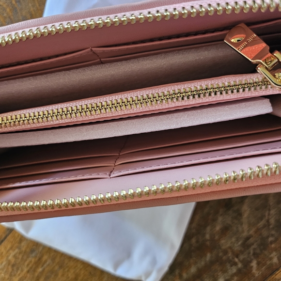 Pink Miu Miu Matelassé Nappa Leather Wallet - Picture 8 of 10
